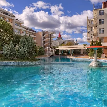 Grand Kamelia Cozy 1-bedroom Sluneční pobřeží